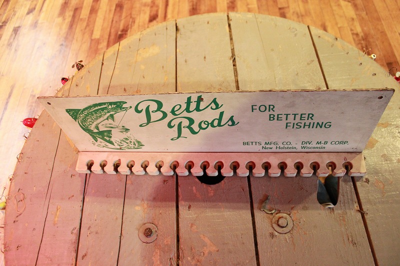 画像: OLD Betts Rod Display Rack